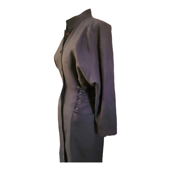 Very Cool  Small Womans Coat, lacing at sides. - Picture 3 of 9